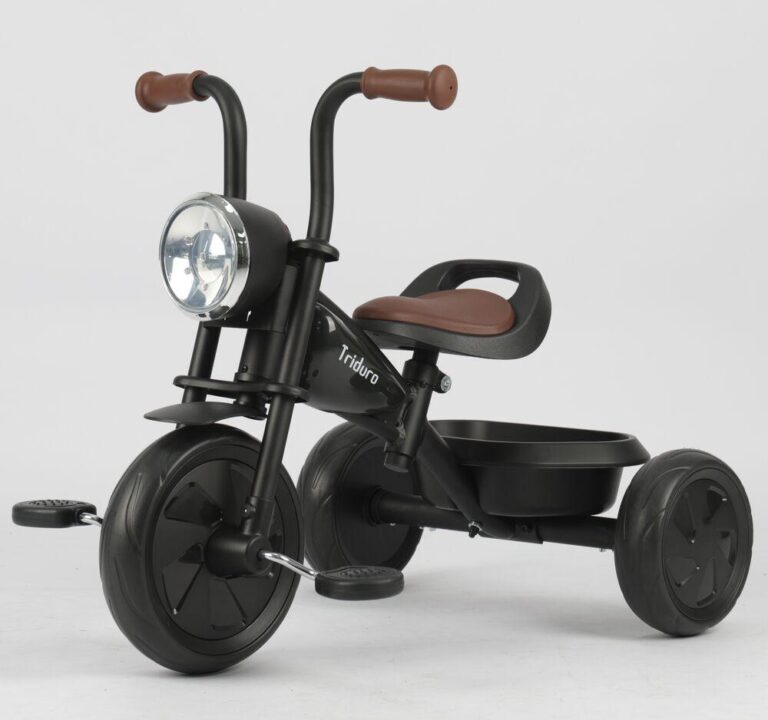 Tricycle vintage Triduro à lumières et sons