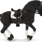 Figurine cheval étalon Frison Schleich