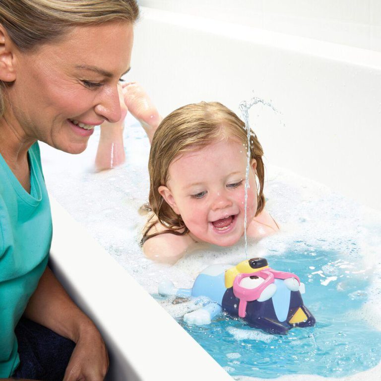Bluey à l'École de Natation Tomy Toomies