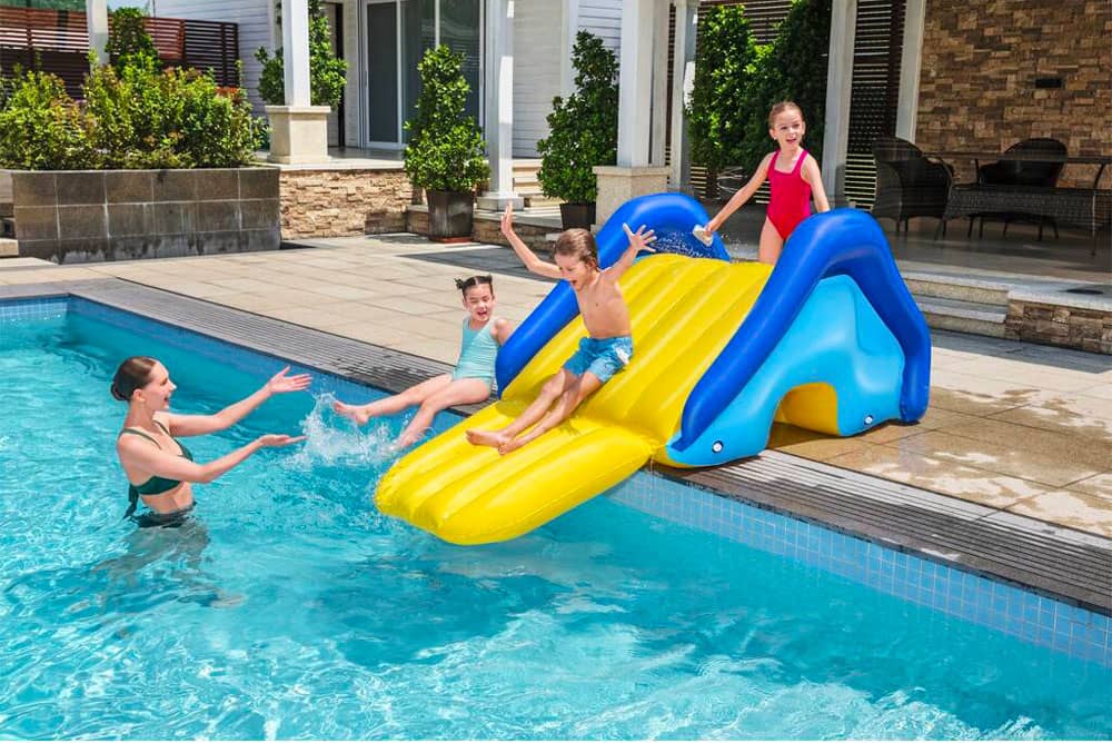 Toboggan gonflable pour enfant