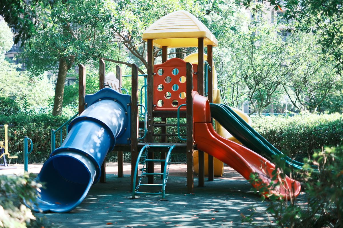 Toboggan modulable évolutif en plastique pour enfant