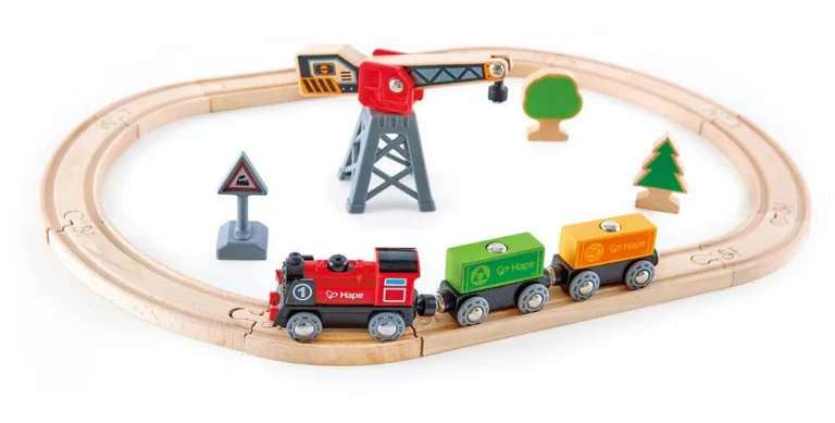 Circuit de train Hape Marchandises avec grue magnétique