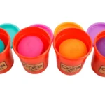 4 pots de pâte à modeler couleurs vives Créa & Cie