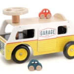 Porteur van-garage en bois Vilac