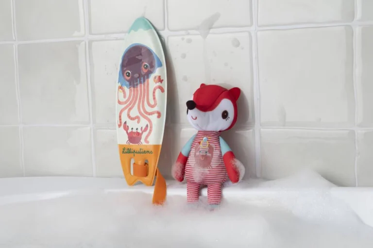 Alice Surfeuse Magique Lilliputiens